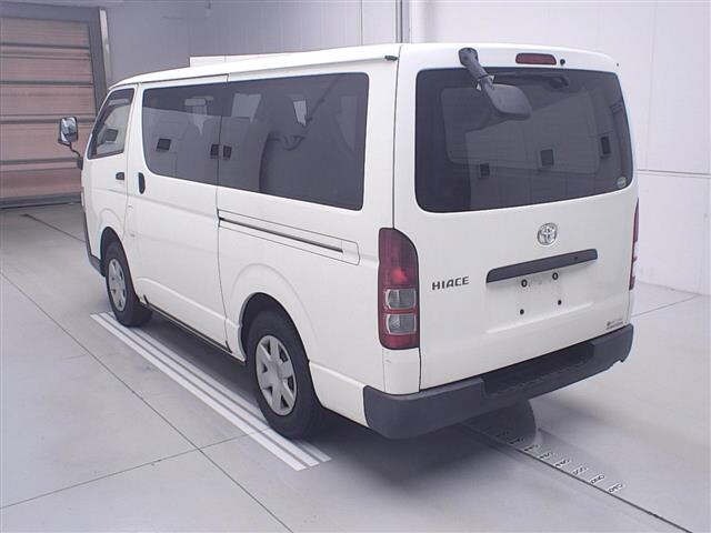 Toyota HIACE VAN 2017 7173008-1