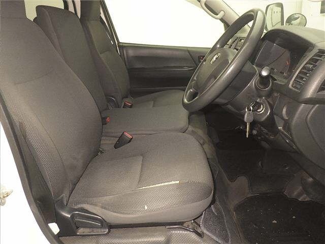 Toyota HIACE VAN 2017 7173008-5