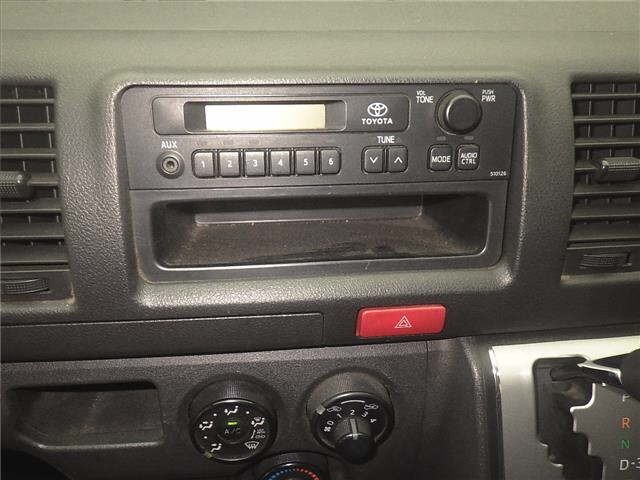Toyota HIACE VAN 2017 7173008-6