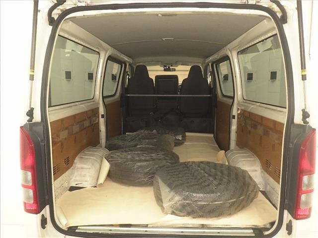 Toyota HIACE VAN 2017 7173008-7
