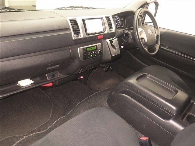 Toyota HIACE VAN 2021 7173017-4