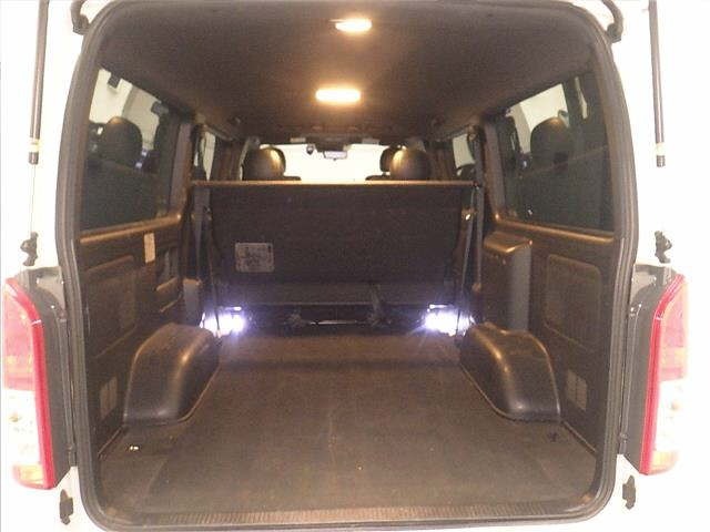 Toyota HIACE VAN 2020 7173025-7