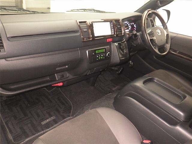 Toyota HIACE VAN 2018 7173038-4