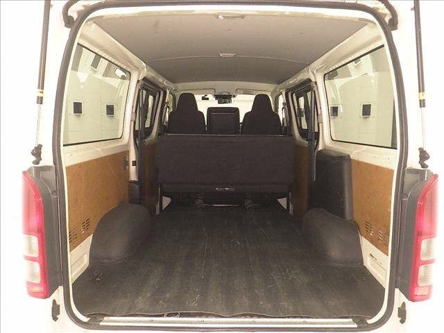 Toyota HIACE VAN 2022 7173043-7