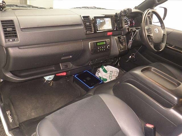 Toyota HIACE VAN 2020 7173073-4