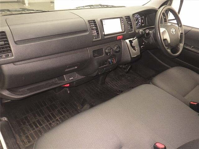 Toyota HIACE VAN 2021 7173102-4