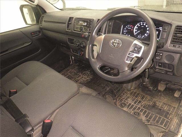 Toyota HIACE VAN 2021 7173108-3