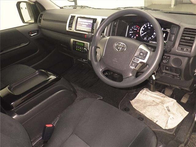 Toyota HIACE VAN 2021 7173119-3