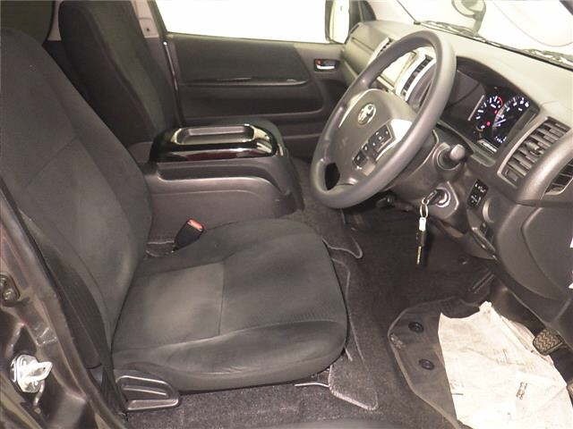 Toyota HIACE VAN 2021 7173119-5