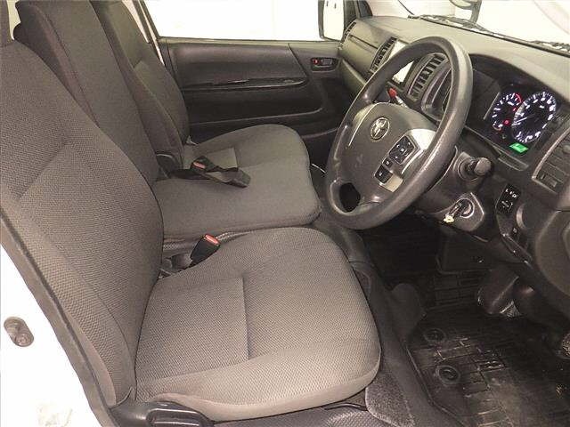 Toyota HIACE VAN 2020 7173150-5
