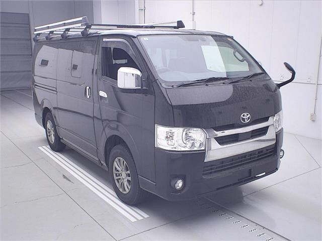 Toyota HIACE VAN 2021 7173158-0