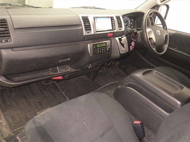 Toyota HIACE VAN 2021 7173158-4