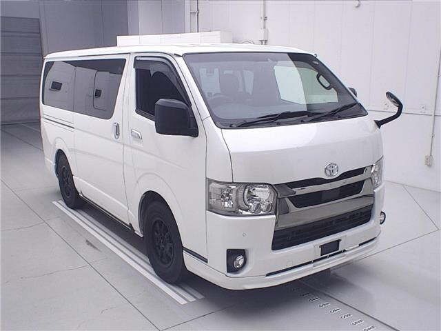 Toyota HIACE VAN 2021 7173172-0