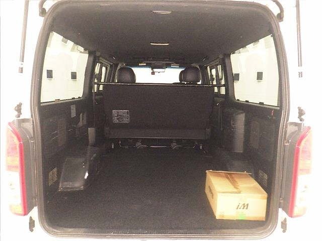 Toyota HIACE VAN 2021 7173172-7