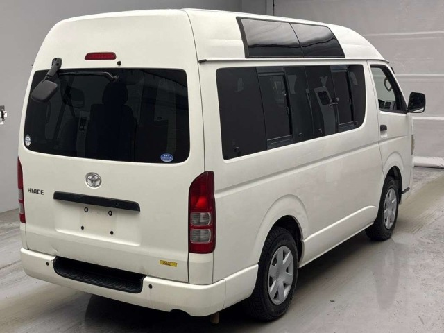 Toyota HIACE VAN 2011 7173462-1