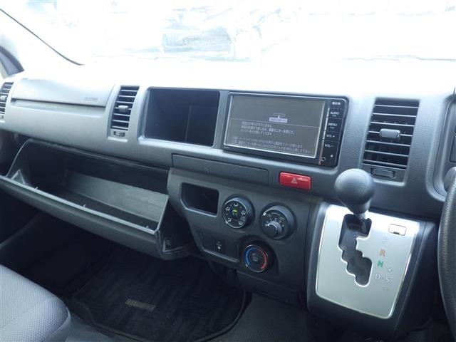 Toyota HIACE WAGON 2015 7179819-19