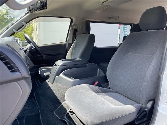 Toyota HIACE WAGON 2019 7179835-3
