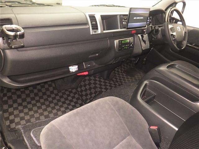 Toyota HIACE WAGON 2023 7179910-4