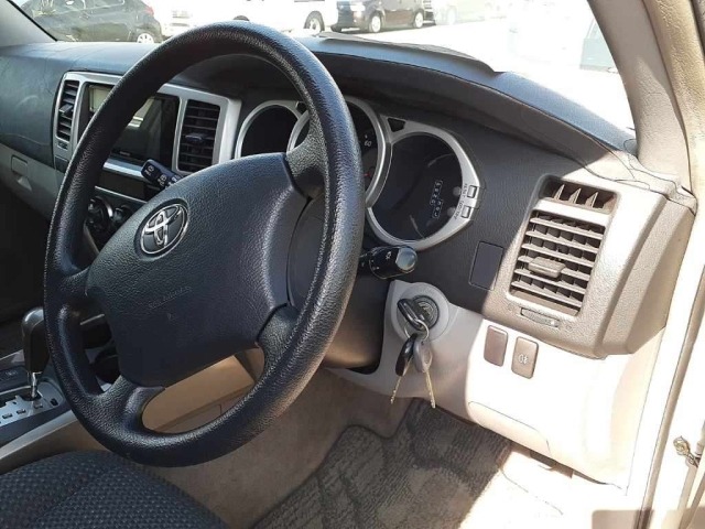 Toyota HILUX SURF 2004 7179879-9