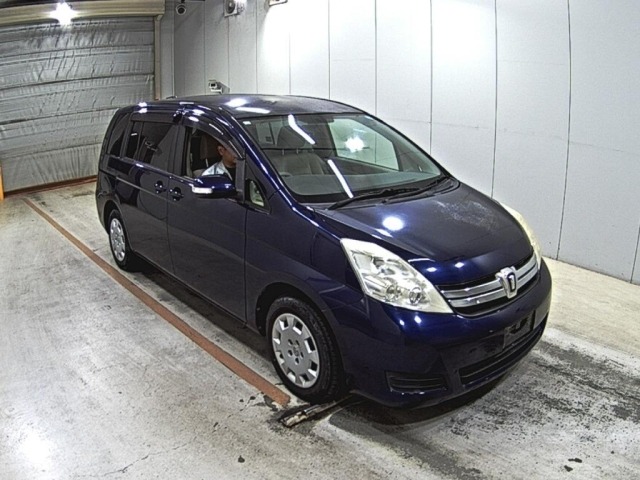 Toyota ISIS 2013 7177304-0