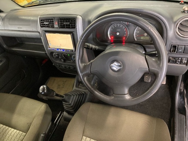 Suzuki JIMNY 2006 7183615-3