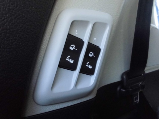 Toyota LAND CRUISER PRADO 2015 7166168-17