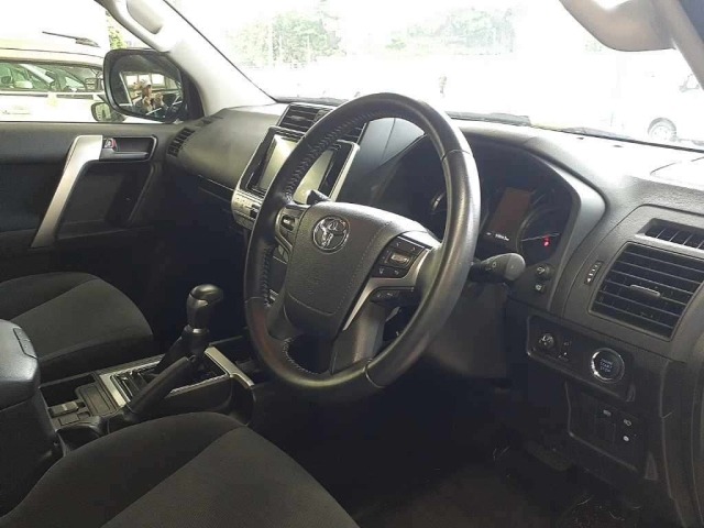 Toyota LAND CRUISER PRADO 2019 7166170-9