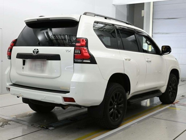 Toyota LAND CRUISER PRADO 2023 7166184-1
