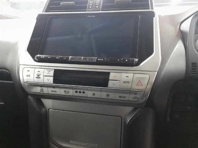 Toyota LAND CRUISER PRADO 2019 7166185-12