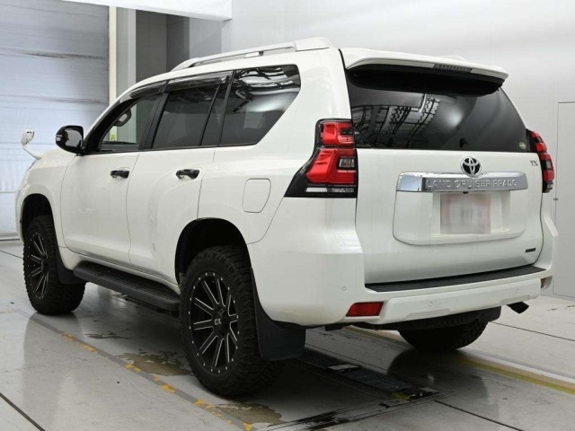 Toyota LAND CRUISER PRADO 2019 7166185-6