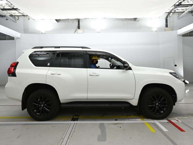 Toyota LAND CRUISER PRADO 2021 7166193-3