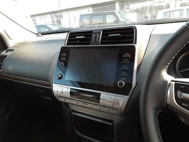 Toyota LAND CRUISER PRADO 2023 7166204-12