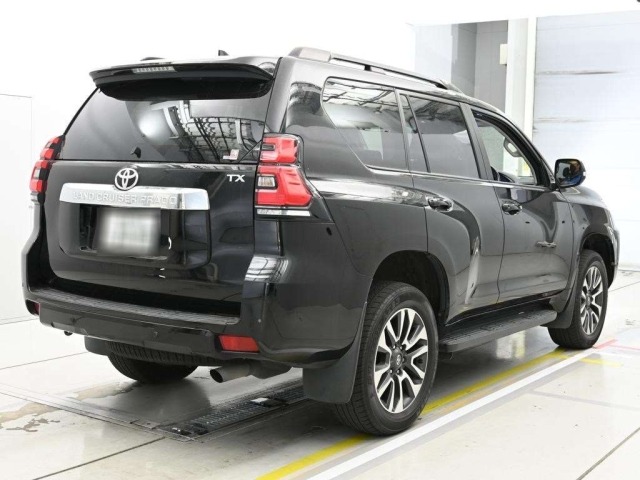 Toyota LAND CRUISER PRADO 2022 7166210-1
