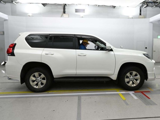 Toyota LAND CRUISER PRADO 2020 7166211-3