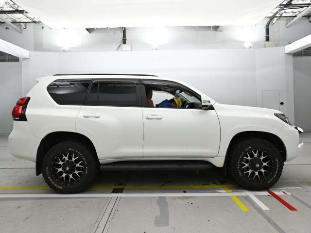 Toyota LAND CRUISER PRADO 2021 7166212-3