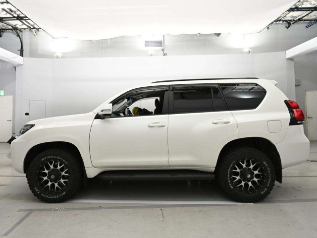 Toyota LAND CRUISER PRADO 2021 7166212-4