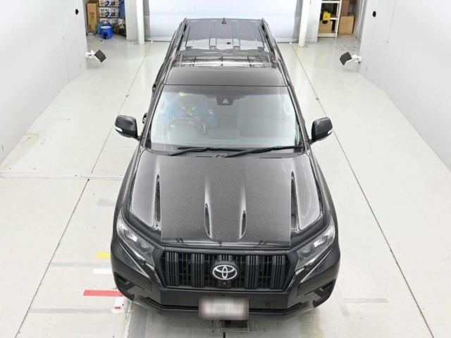Toyota LAND CRUISER PRADO 2023 7166220-7