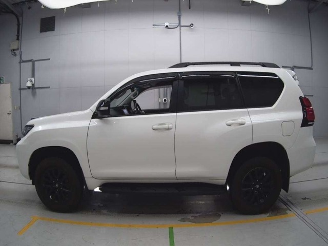 Toyota LAND CRUISER PRADO 2020 7166236-4