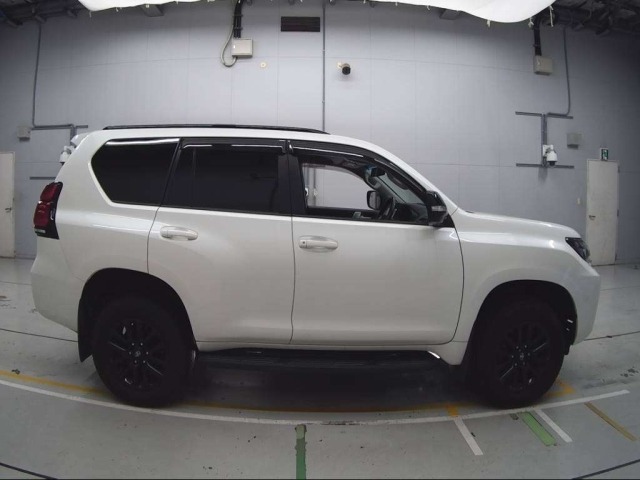 Toyota LAND CRUISER PRADO 2021 7166251-3