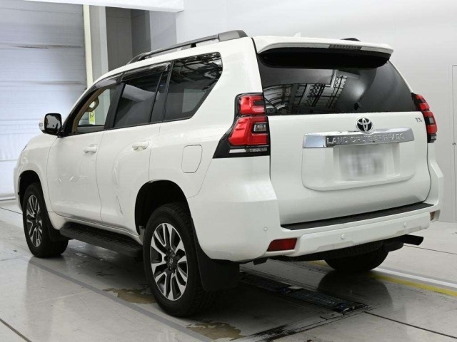 Toyota LAND CRUISER PRADO 2022 7166262-6