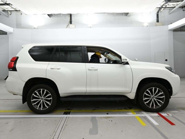 Toyota LAND CRUISER PRADO 2021 7166263-3