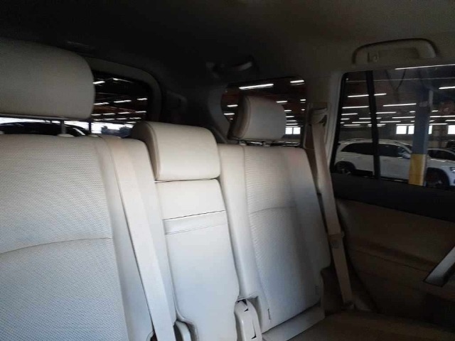Toyota LAND CRUISER PRADO 2023 7166270-11