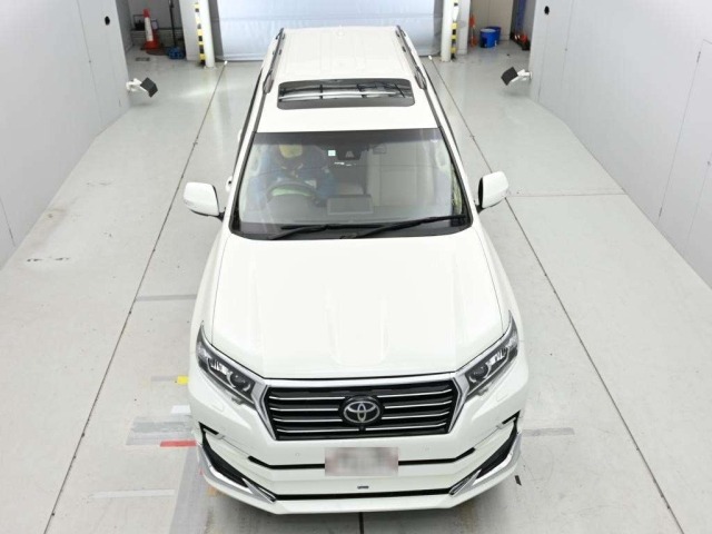 Toyota LAND CRUISER PRADO 2023 7166270-7