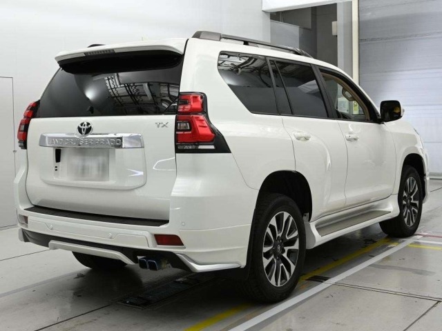 Toyota LAND CRUISER PRADO 2023 7166272-1