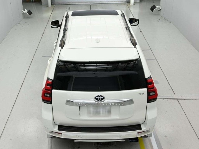 Toyota LAND CRUISER PRADO 2023 7166272-8