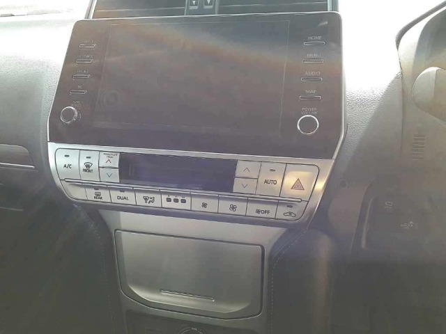 Toyota LAND CRUISER PRADO 2023 7166273-12