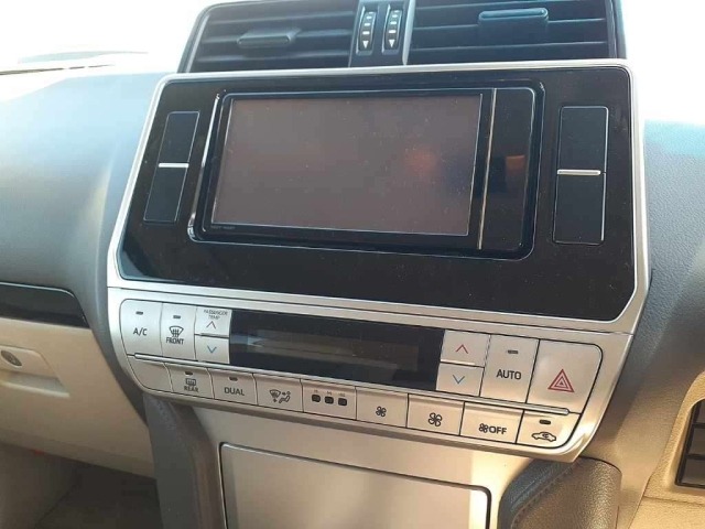 Toyota LAND CRUISER PRADO 2020 7166277-12