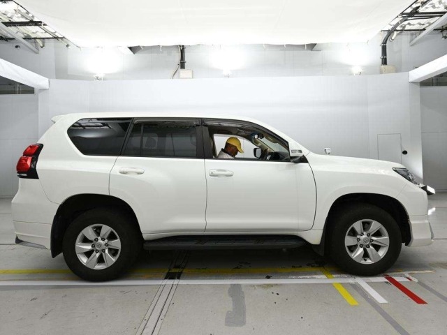 Toyota LAND CRUISER PRADO 2020 7166277-3