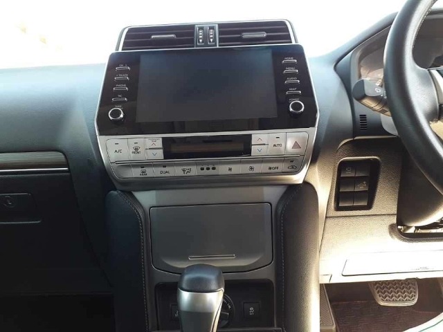 Toyota LAND CRUISER PRADO 2022 7166286-12