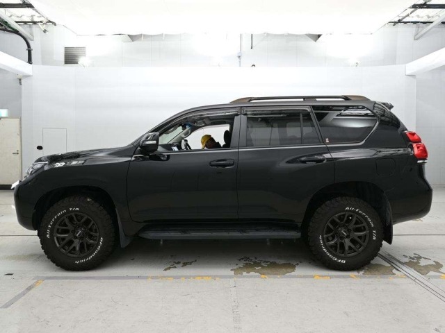 Toyota LAND CRUISER PRADO 2022 7166286-4